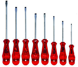 İzeltaş Kraft Seri Düz Tornavida Takımı 8 Parça 4100008108 